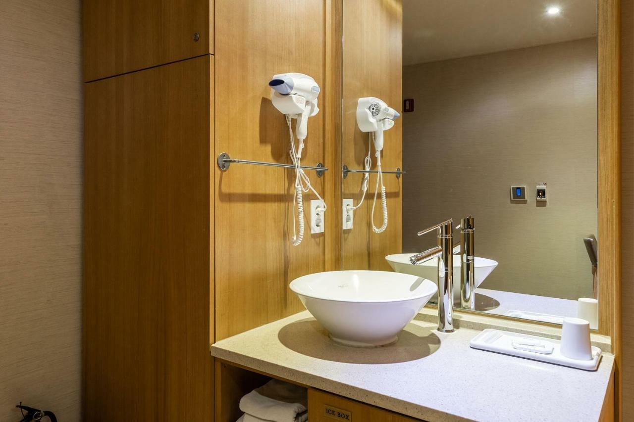 Stellamaris Hotel Wolmido Инчон Екстериор снимка